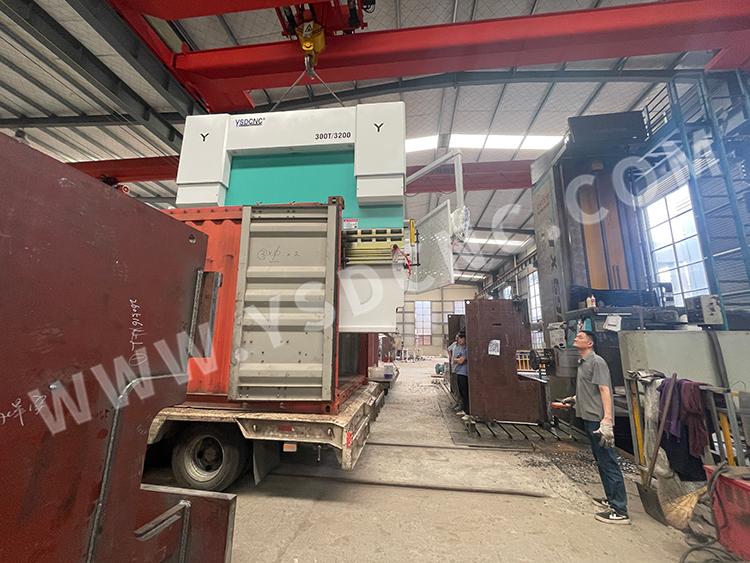 Press Brake & 2 set Hydraulic Shearing Machine & Fixed Notching Machine & Rolling Machine & Mold (11) 折弯机及 2 台液压剪板机及固定冲口机