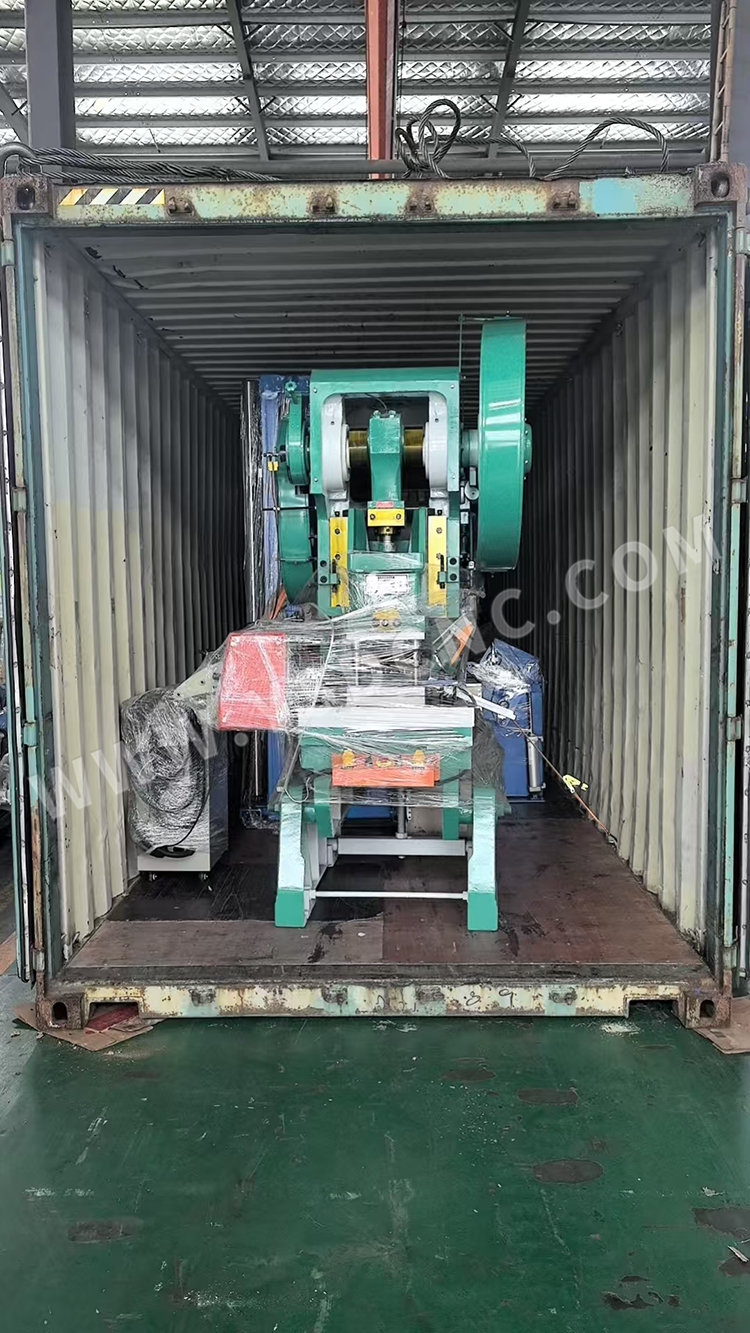 laser cutting machine & 4 set HVAC duct machine & Punch press +NC feeder +conveyor & Auto Line U (14) 数控送料机+输送机和自动线U (14) 激光切割机和4 套暖通空调风管机和冲床