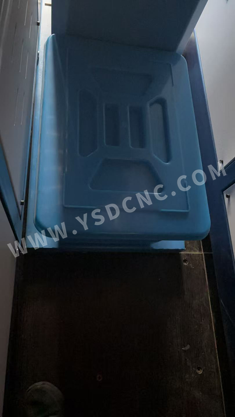 1 set Spiral duct machine & 1 set electric shearing machine & 1 set plasma cutting machine & 9 set Hvac Duct Machine (6) 1台螺旋风管机+1台电动剪板机+1台等离子切割机+9台暖通管道机 (6)
