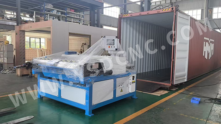 auto duct line 3 & Electric rotary machine & hydraulic riveting machine & Rack & Mobile small crane & Pneumatic TDF folding machine (8) 自动风管线3条&电动旋机&液压铆接机&机架&移动式小吊机&气动TDF折边机 (8)