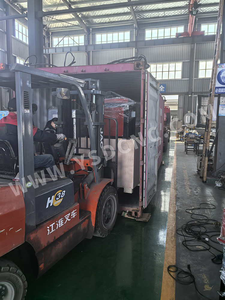 14 Hvac Duct Machines shipped to Pakistan (13) 