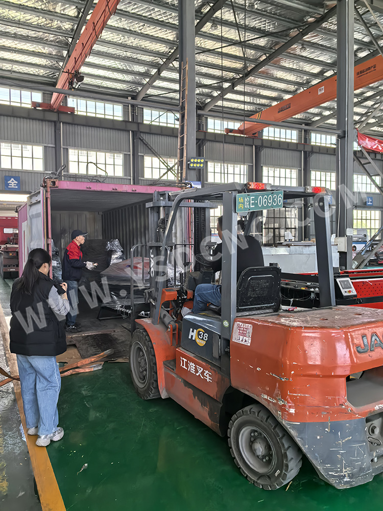 14 Hvac Duct Machines shipped to Pakistan (5) 