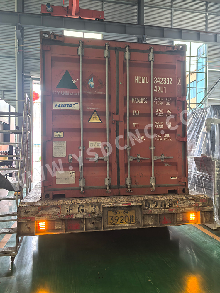 Press Brake & 2 set Hydraulic Shearing Machine & Fixed Notching Machine & Rolling Machine & Mold (21) 折弯机&2台液压剪板机&固定冲口机&卷板机&模具 (21)