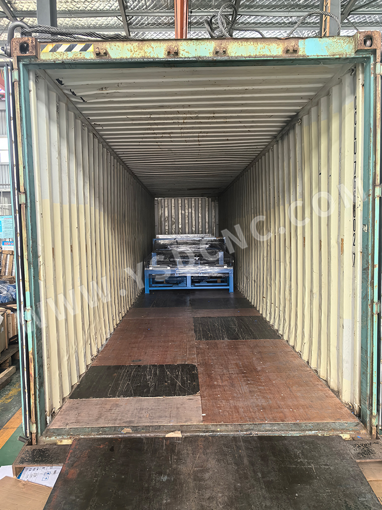 laser cutting machine & 4 set HVAC duct machine & Punch press +NC feeder +conveyor & Auto Line U (7) 激光切割机和 4 台暖通空调风管机和冲床 + 数控送料机 + 输送机和自动线 U (7) 激光切割机和 4 台暖通空调风管机和冲床 +