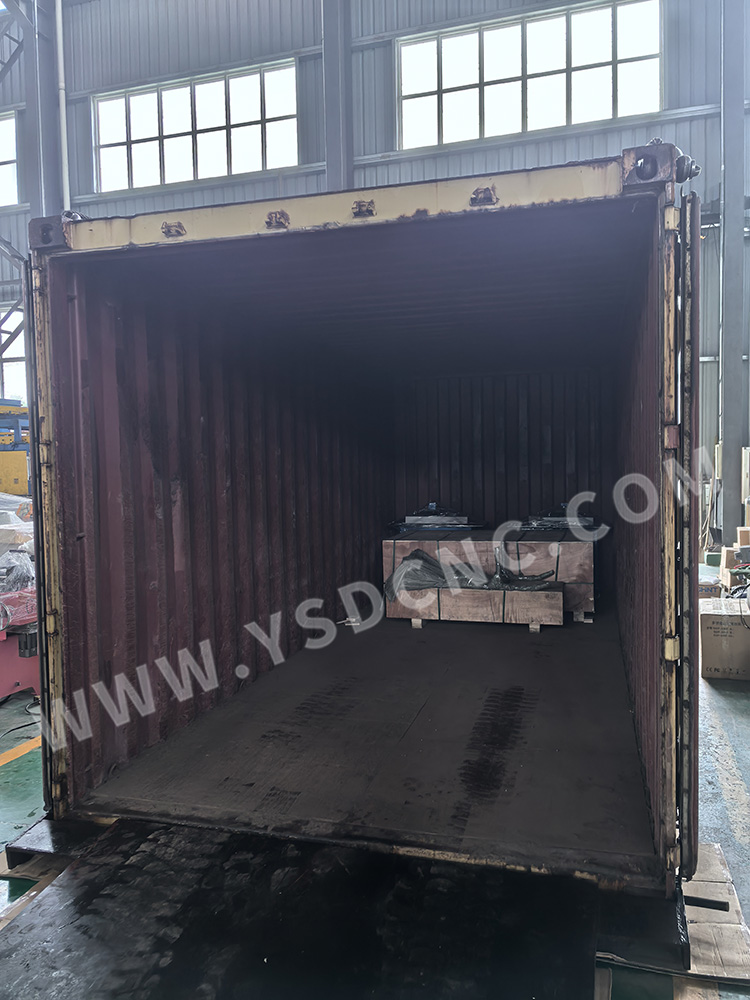 8 Hvac Duct Machines shipped to France (5) 