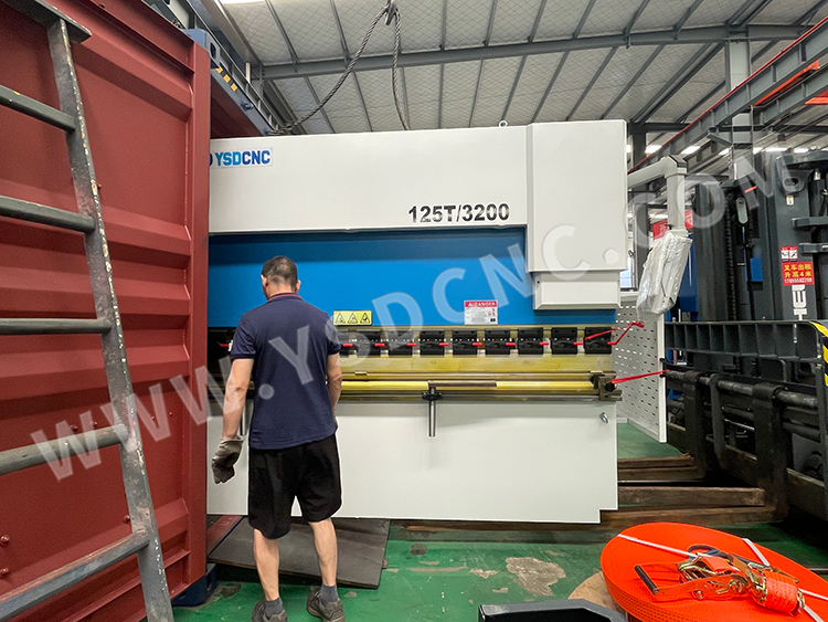 Hydraulic shearing machine & Hydraulic Press Brake & Laser marking machine & Mold (4) 液压剪板机&液压折弯机&激光打标机&模具 (4)