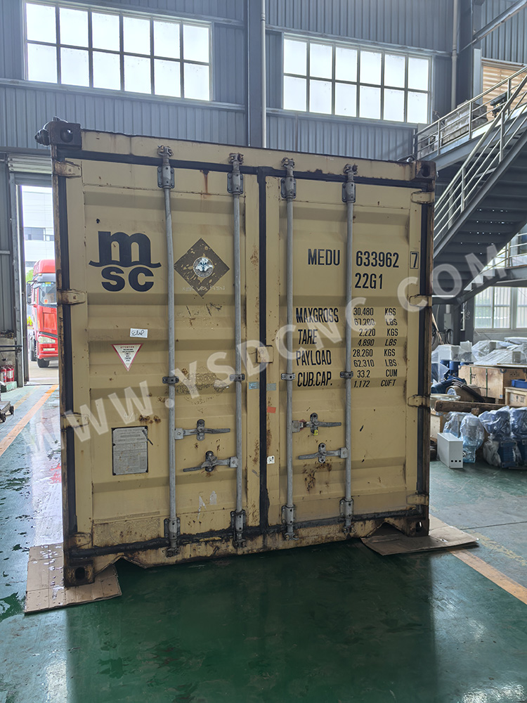 8 HVAC导管机运往法国（13）（13）