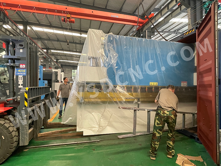 Hydraulic shearing machine & Hydraulic Press Brake & Laser marking machine & Mold (25) 液压剪板机&液压折弯机&激光打标机&模具 (24)